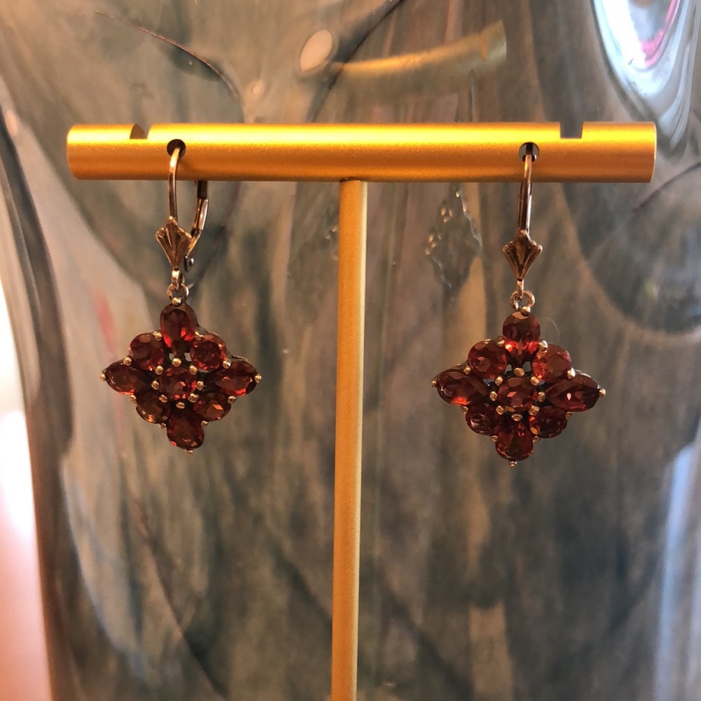 AUTHENTIC DEEP GARNET DANGLE - Picture 4 of 14